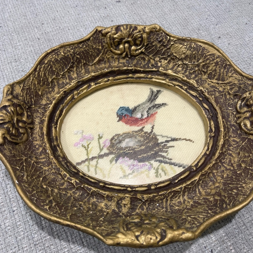 Gold Oval Decorative Frame with Bird Needlepoint Art - Picture 4 of 5